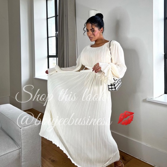 ZARA Cut Out Pleated Dress BNWT - Picture 3 of 13